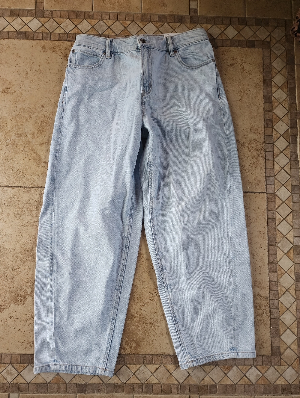 American Eagle Baggy Barrel Jeans